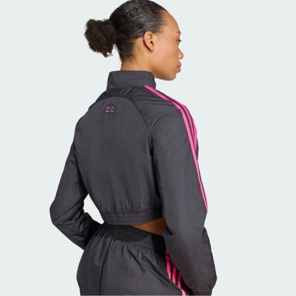 Adidas Women Adicolor Cropped Track Top - Picture 2 of 5
